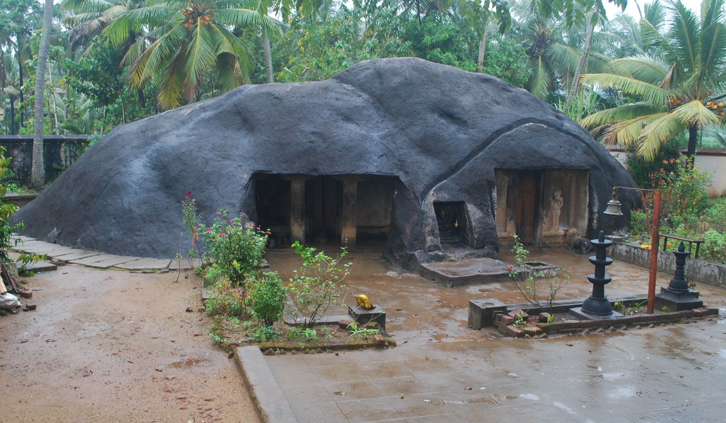 Kottukal Cave Temple Details