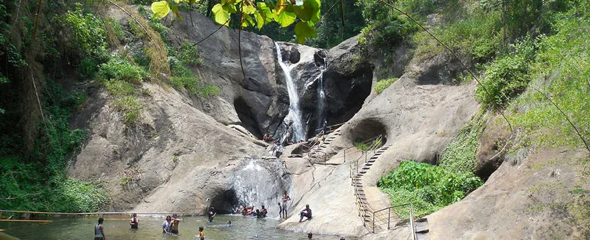 Kumbhavurutty & Manalar Waterfalls view
